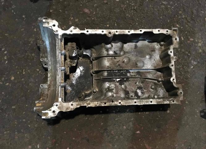 Масляный поддон Mercedes-Benz CLS C219 2007 6420140902