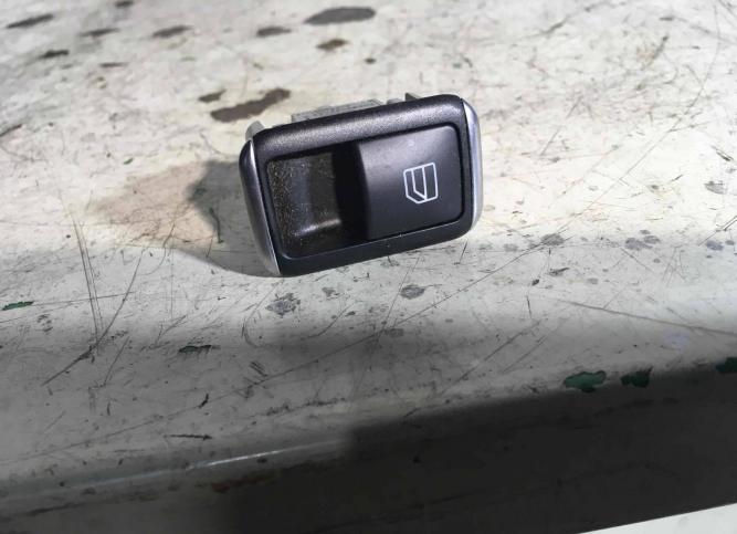 Кнопка стеклоподъемника двери Mercedes-Benz E W212 A2049058202