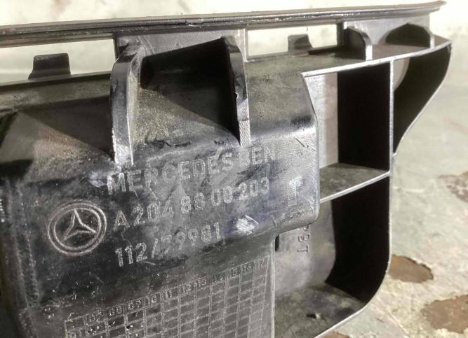 Кронштейн крепления бампера заднего Mercedes-Benz A2048800203