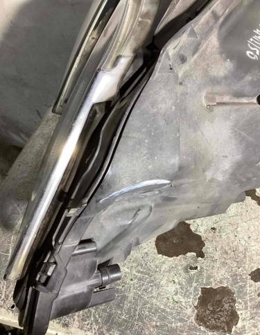 Фара правая Mercedes-Benz E W212 2011 A2128208461