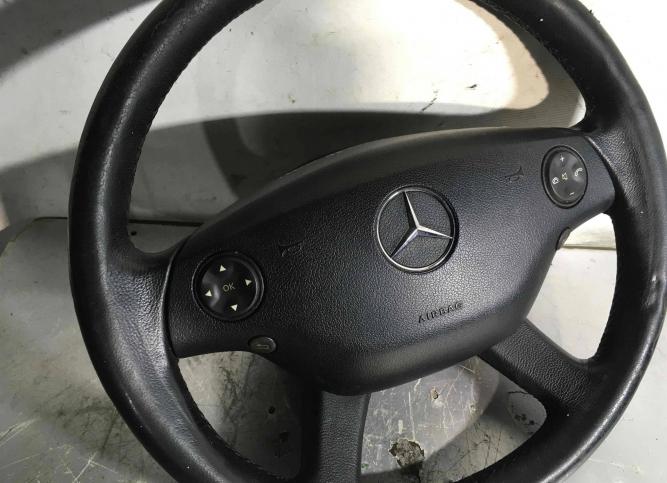 Подушка безопасности водителя Mercedes-Benz C216