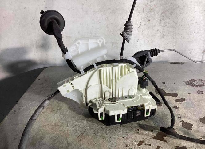 Замок двери передней левой Mercedes-Benz CLS C218 A2047202735