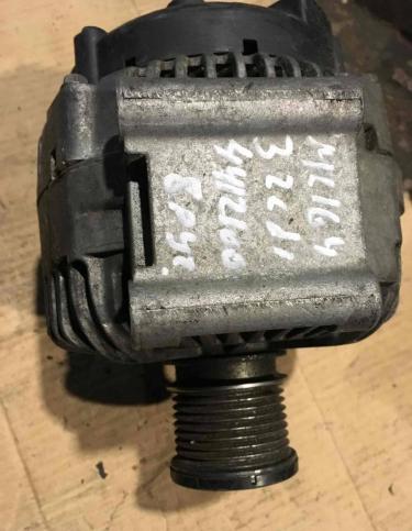Генератор Mercedes-Benz R W251 2010 A64215405026421540502