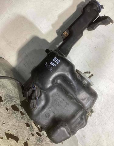 Бачок омывателя Mercedes-Benz E W212 2011 A2048601860