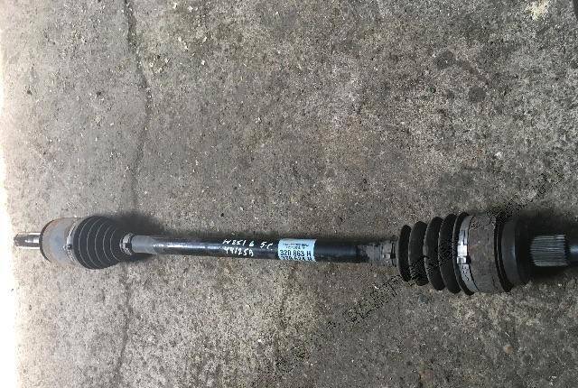 Полуось задняя Mercedes-Benz R W251 2008 2513500110