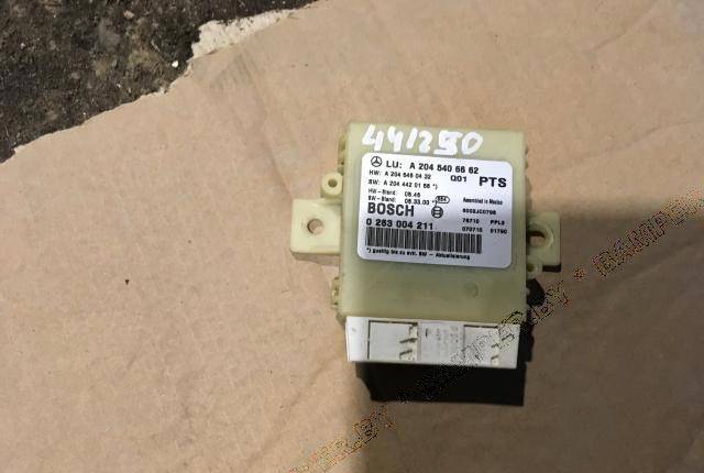 Блок управления парктрониками Mercedes-Benz C W204 A2045406662