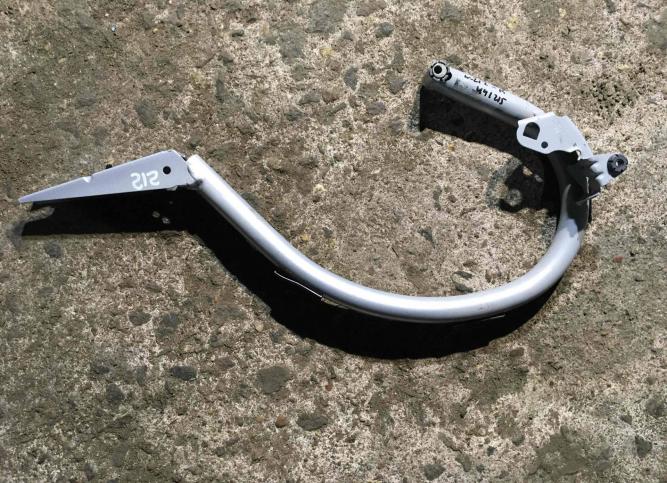 Петля крышки багажника Mercedes-Benz E W212 2011 A2127500428