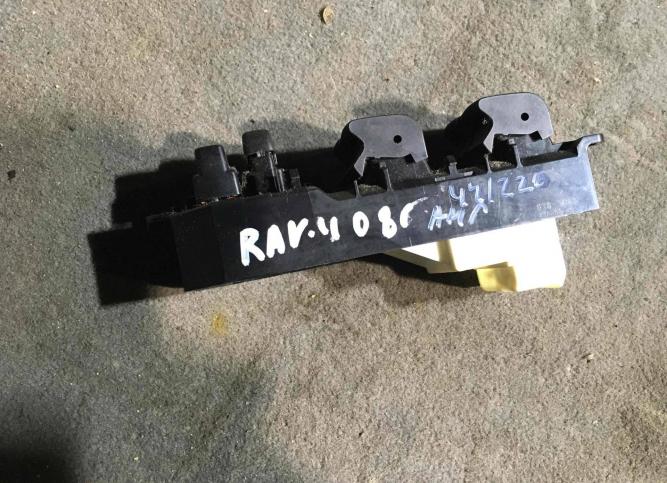 Блок управления стеклоподъемниками Toyota RAV4 192830
