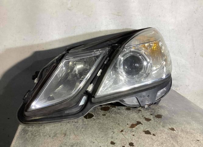 Фара левая Mercedes-Benz E W212 2010 A2128208561