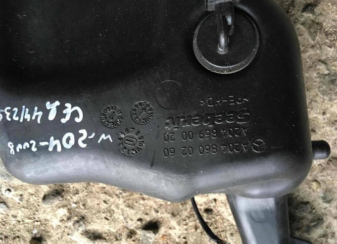 Бачок омывателя Mercedes-Benz C W204 2007 A20486002602048600260