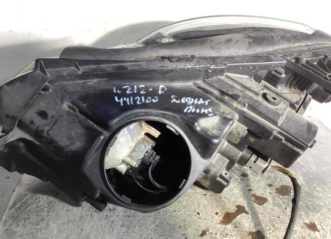 Фара правая Mercedes-Benz E W212 2010 A2128208661