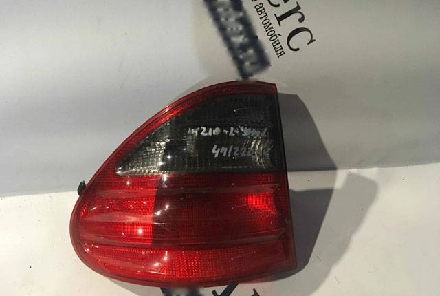 Фонарь задний левый Mercedes-Benz E W210 рест. A21082067642108206764