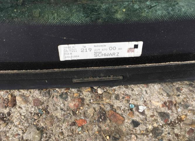 Стекло заднее Mercedes-Benz CLS C219 2005 2196700080