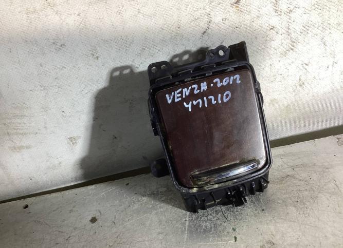 Пепельница передняя Toyota Venza AGV10 2012 588310T010