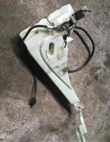 Бачок омывателя Volkswagen Touareg 2005 7L0955453D