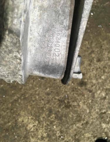 Подушка крепления КПП Mercedes-Benz CLA C117 2014 A2462400217