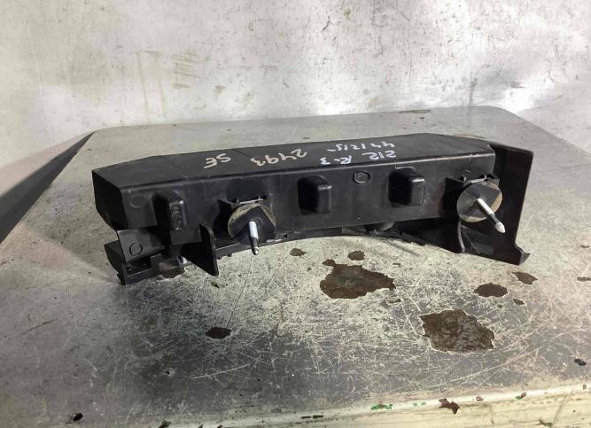Кронштейн крепления бампера заднего Mercedes-Benz A2128851065
