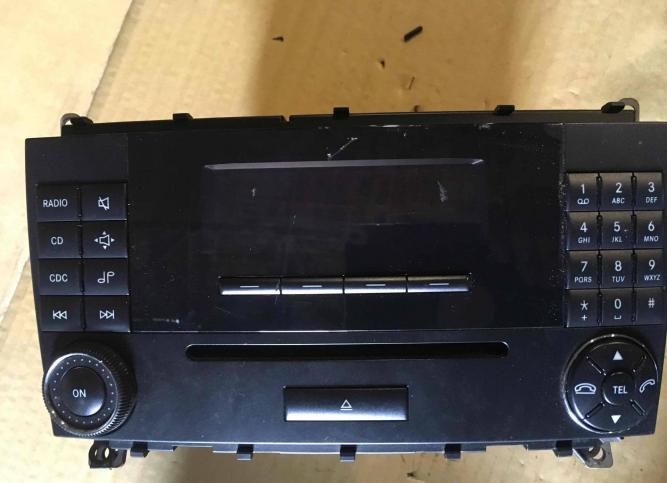 Магнитола Mercedes-Benz C W203 2003 A2098202689