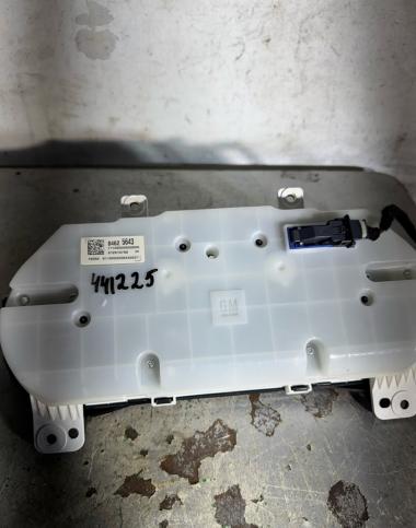 Панель приборов (щиток) Chevrolet Equinox 3 2019 84625643