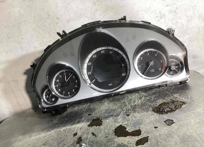 Панель приборов (щиток) Mercedes-Benz E W212 2011 A2129005104
