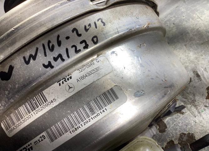 Вакуумный усилитель тормозов Mercedes-Benz M W166 A1664300530