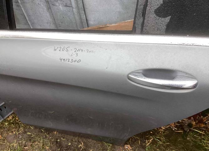 Дверь задняя левая Mercedes-Benz C W205 2018 A2057820110