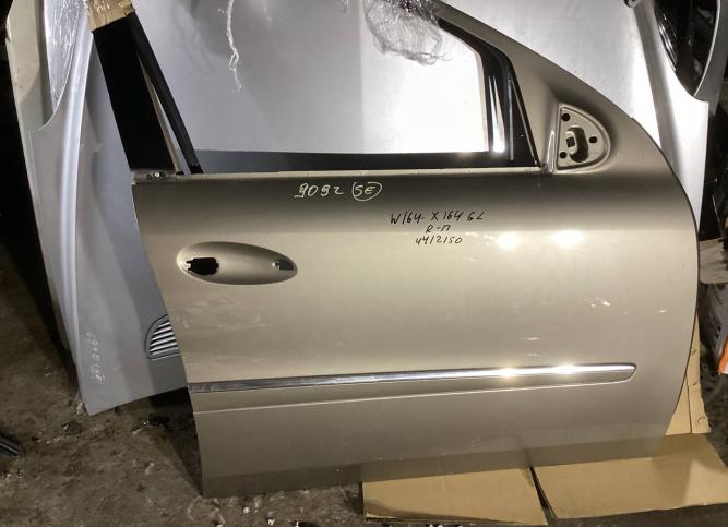 Дверь передняя правая Mercedes-Benz M W164 2008