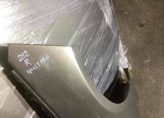 Крыло переднее правое Mercedes-Benz E W212 2011 A2128810201