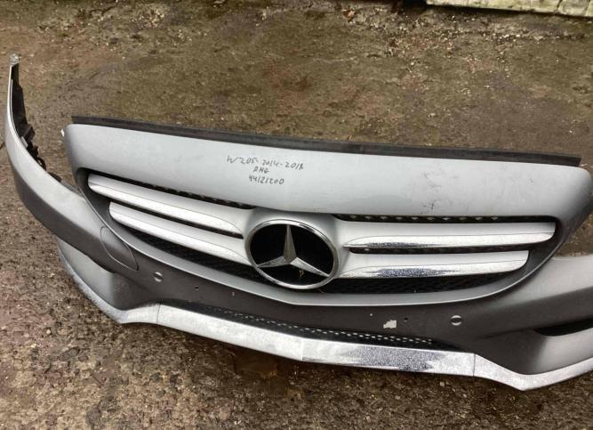 Бампер передний Mercedes-Benz C W205 2018
