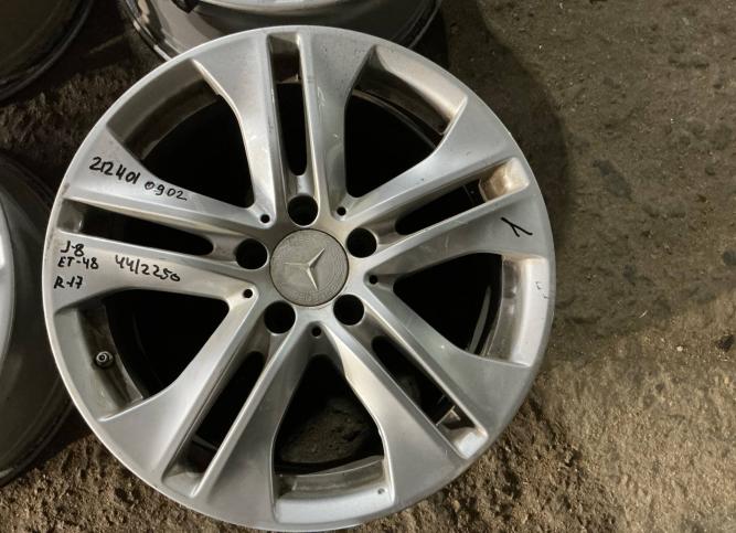 Литой диск R17x8 Mercedes-Benz E W212