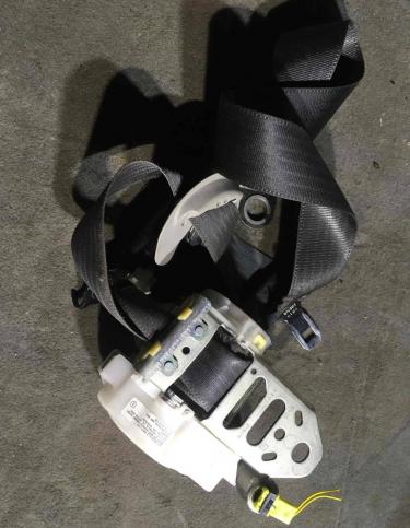 Ремень безопасности передний правый Toyota RAV4 J082512