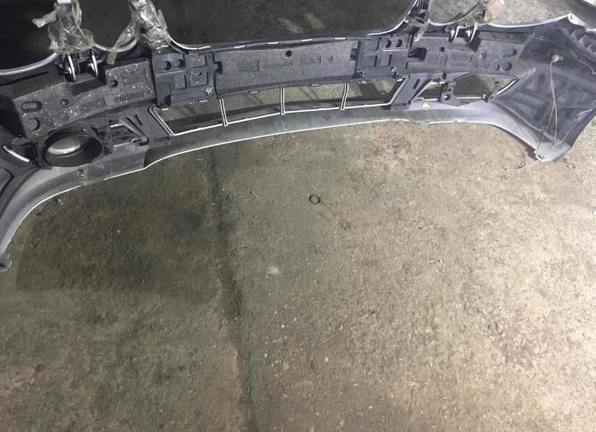 Бампер передний Mercedes-Benz E W211 рест. 2007 A21188015402118801540