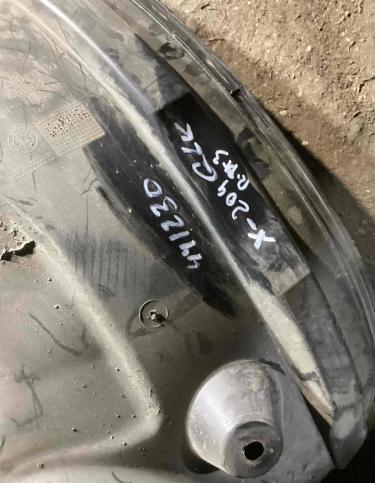 Подкрылок передний левый Mercedes-Benz GLK X204 A2046901130