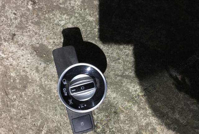 Переключатель света Mercedes-Benz CLA 2011 2129050551