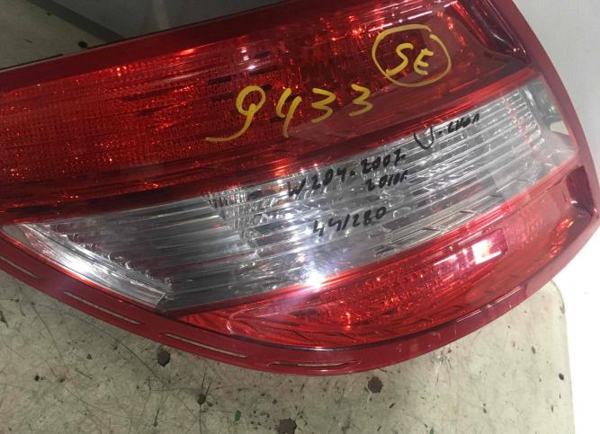 Фонарь задний левый Mercedes-Benz C W204 2010 A2048200164