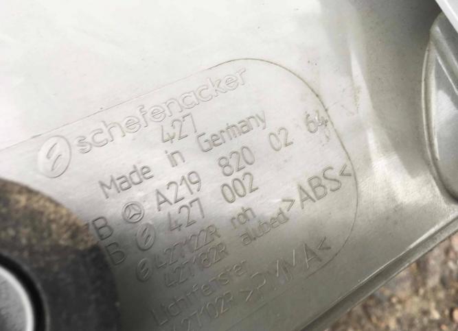 Фонарь задний правый Mercedes-Benz CLS C219 2006 A2198200264