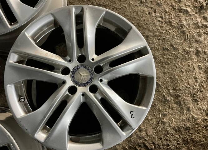 Литой диск R17x8 Mercedes-Benz E W212