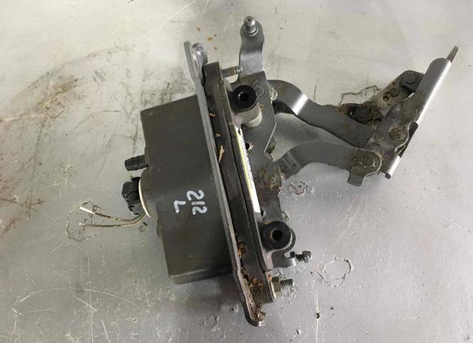 Петля капота Mercedes-Benz E W212 2011 A2129066201