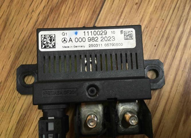 Реле (прочие) Mercedes-Benz M W166 2011 A0009822023