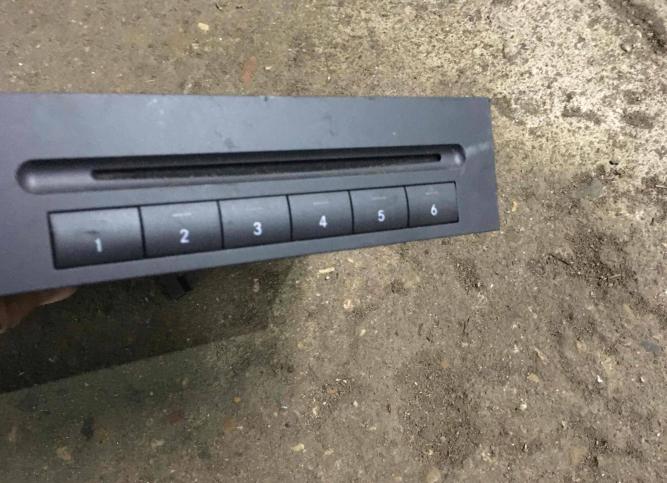 CD-чейнджер Mercedes-Benz R W251 2007 A2118705390