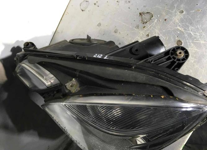 Фара левая Mercedes-Benz E W212 2011 A2128208361