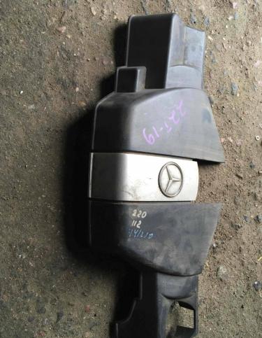 Декоративная крышка двигателя Mercedes-Benz S W220 A1120100367