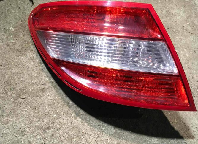 Фонарь задний левый Mercedes-Benz C W204 2008 A20482001642048200164