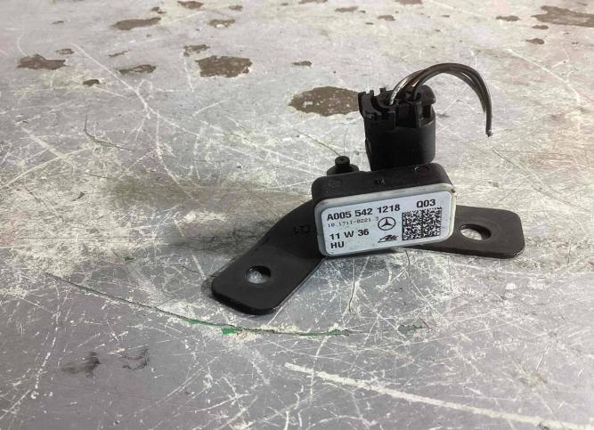 Датчик ускорения Mercedes-Benz E W212 2012 A0055421218