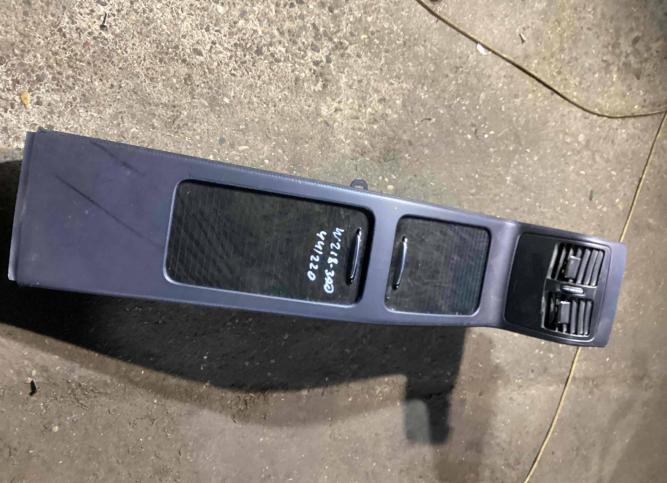 Центральный подлокотник Mercedes-Benz CLS C218 A2186801250