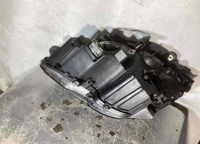 Фара правая Mercedes-Benz C W204 2009 A2048208661