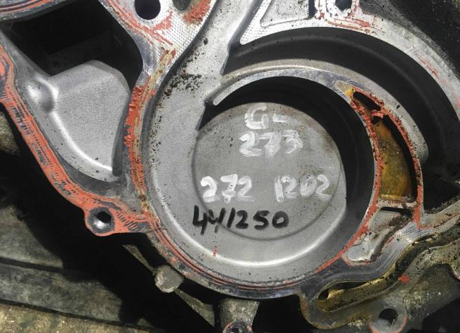 Крышка двигателя передняя Mercedes-Benz M W164 A2720151202