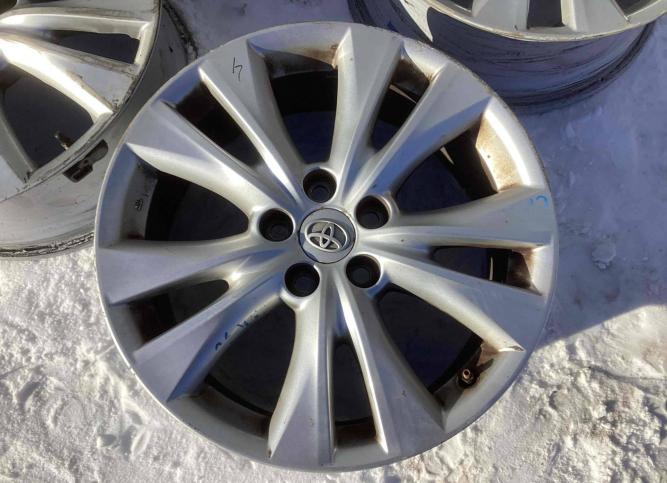 Литой диск R18x7.5 Toyota RAV4 3 (XA30) 2-й рест.