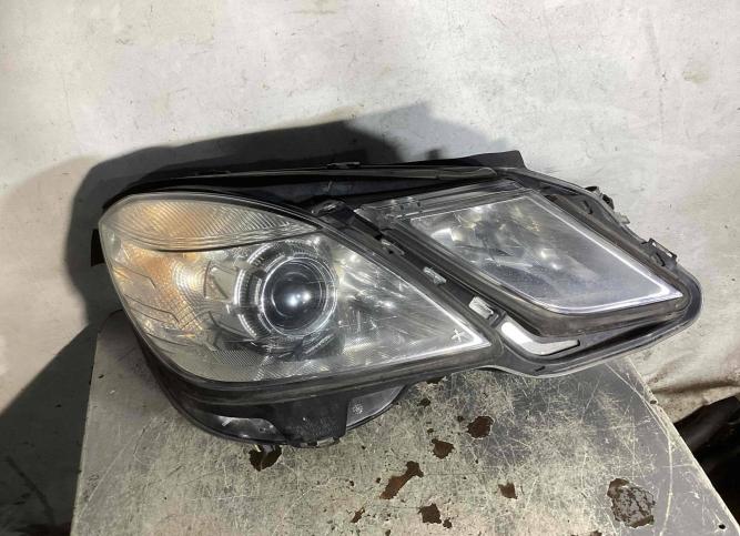 Фара правая Mercedes-Benz E W212 2010 A2128208661