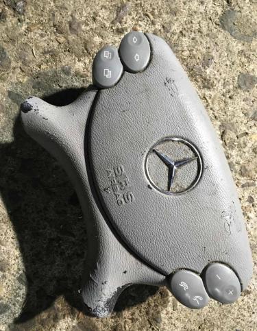 Подушка безопасности водителя Mercedes-Benz E 2304600798